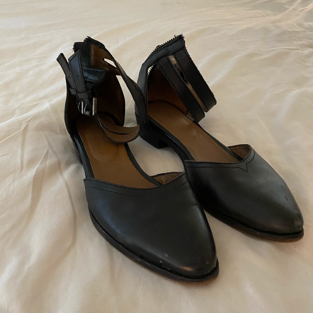 Sutro Footwear black genuine leather mules